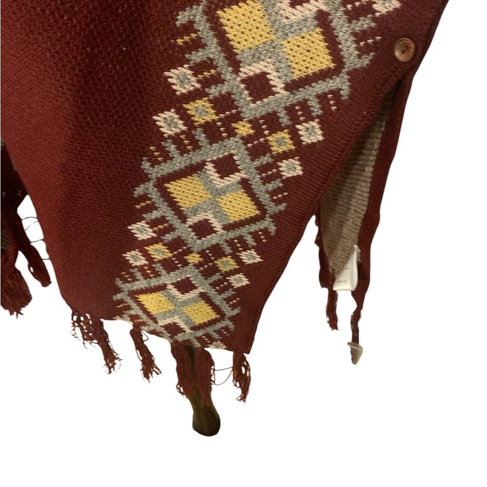 Miss Me Burgundy and Gold Geometric Wrap/Shawl/Cape - Picture 6 of 11
